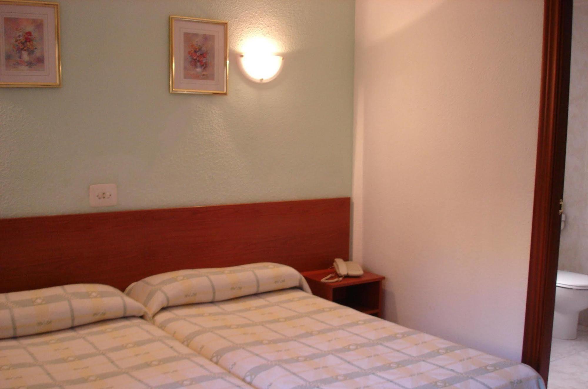 Hotel Camposol Benidorm Luaran gambar